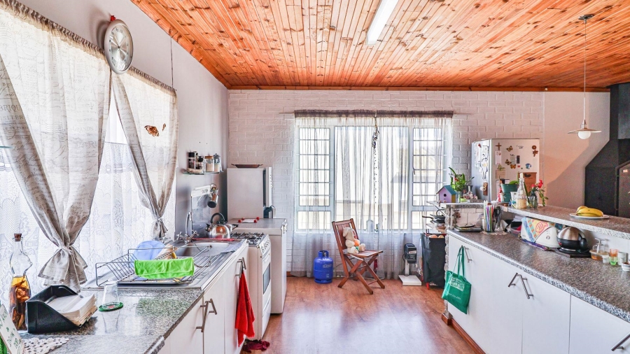 4 Bedroom Property for Sale in De Kelders Western Cape